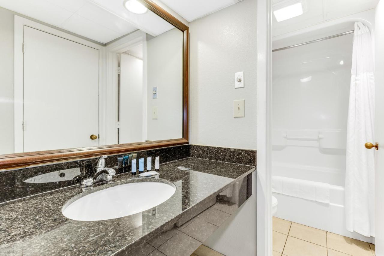 Wonderful Oceanfront 1Br Suite At Landmark Resort! 1235 미를 비치 외부 사진